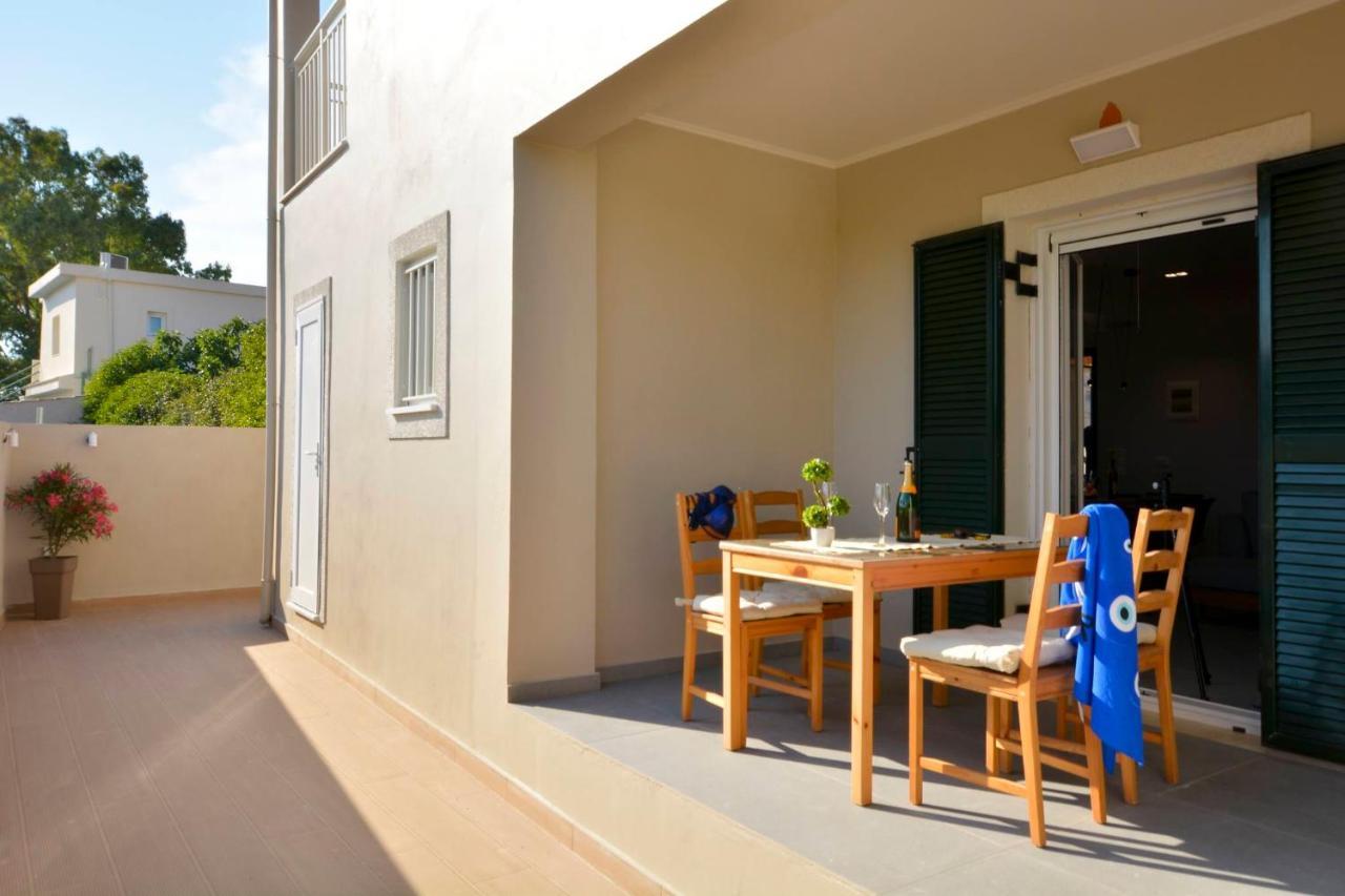 Stylish Privet Poolside Villa Agios Georgios  Exterior foto