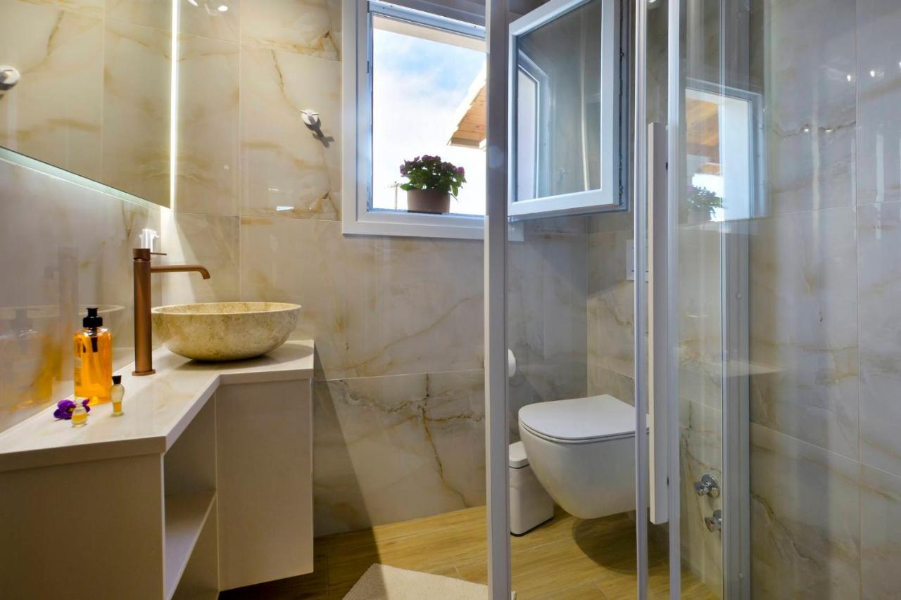 Stylish Privet Poolside Villa Agios Georgios  Exterior foto