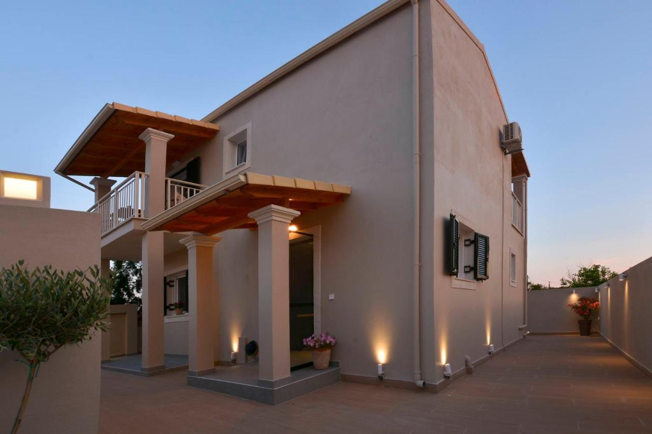 Stylish Privet Poolside Villa Agios Georgios  Exterior foto